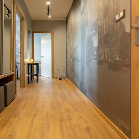 Apartment Industrial City Centre By Apart Service *